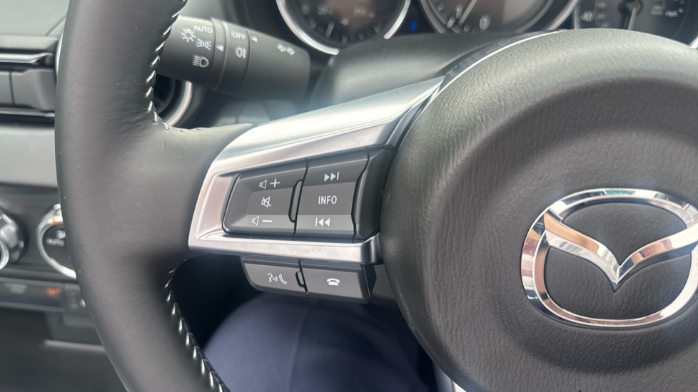 Mazda MX-5 2.0 [184] Exclusive-Line 2dr Petrol Convertible RF - Image 35