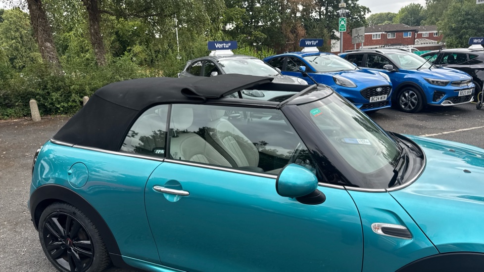 MINI Convertible 1.5 Cooper 2dr Petrol Convertible - Image 40