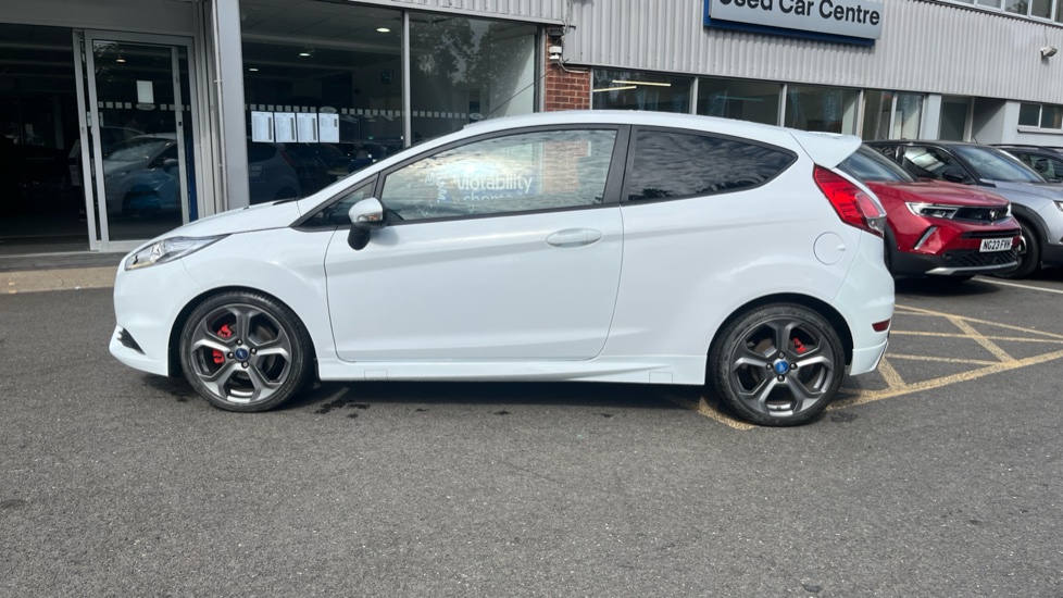 Ford Fiesta ST 1.6 EcoBoost ST-2 3dr Petrol Hatchback - Image 35