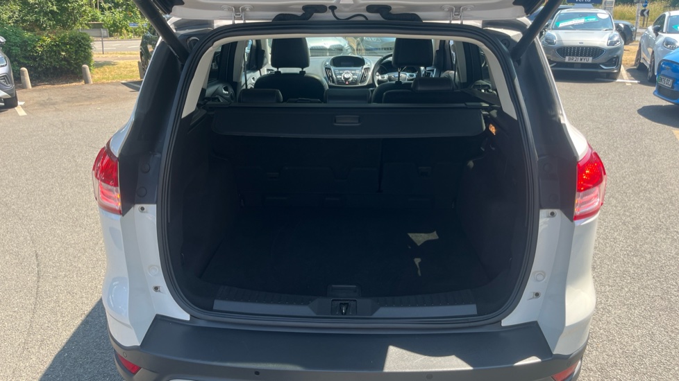 Ford Kuga 2.0 TDCi 163 Titanium X 5dr Diesel Estate - Image 4