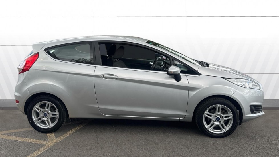 Ford Fiesta 1.6 Zetec 3dr Powershift Petrol Hatchback - Image 5