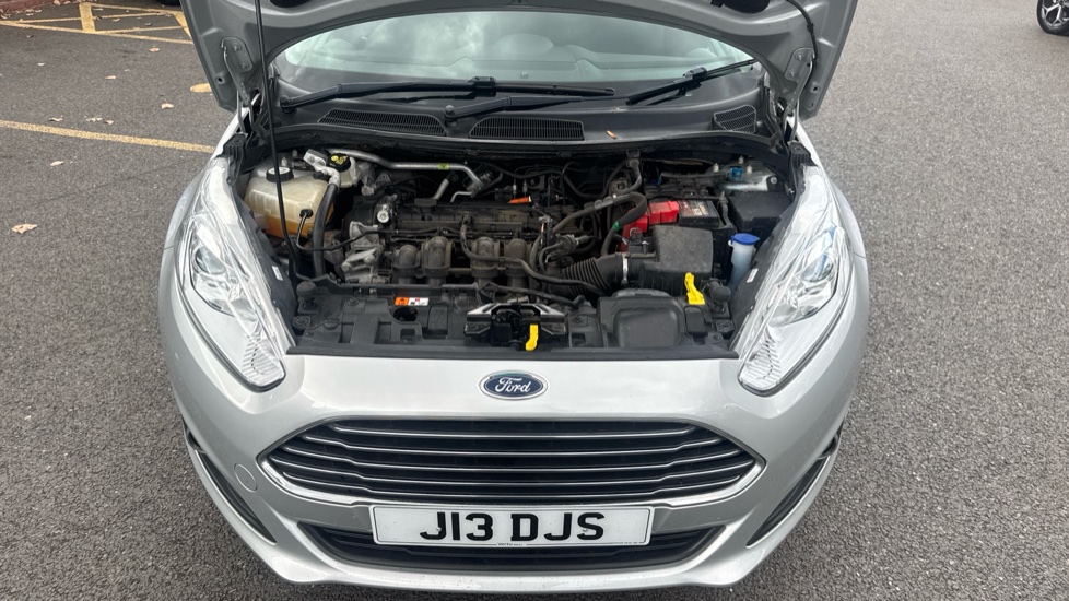 Ford Fiesta 1.6 Zetec 3dr Powershift Petrol Hatchback - Image 8