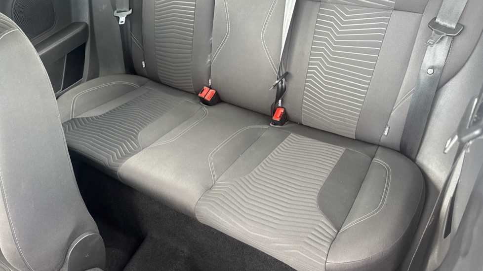 Ford Fiesta 1.6 Zetec 3dr Powershift Petrol Hatchback - Image 16