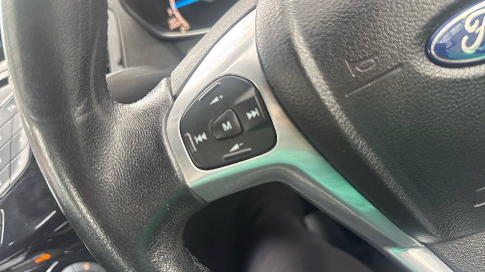 Ford Fiesta 1.6 Zetec 3dr Powershift Petrol Hatchback - Image 22