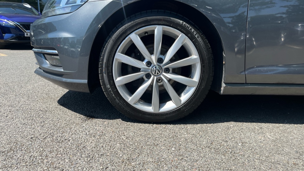 Volkswagen Golf 1.5 TSI EVO 150 GT 5dr Petrol Hatchback - Image 42