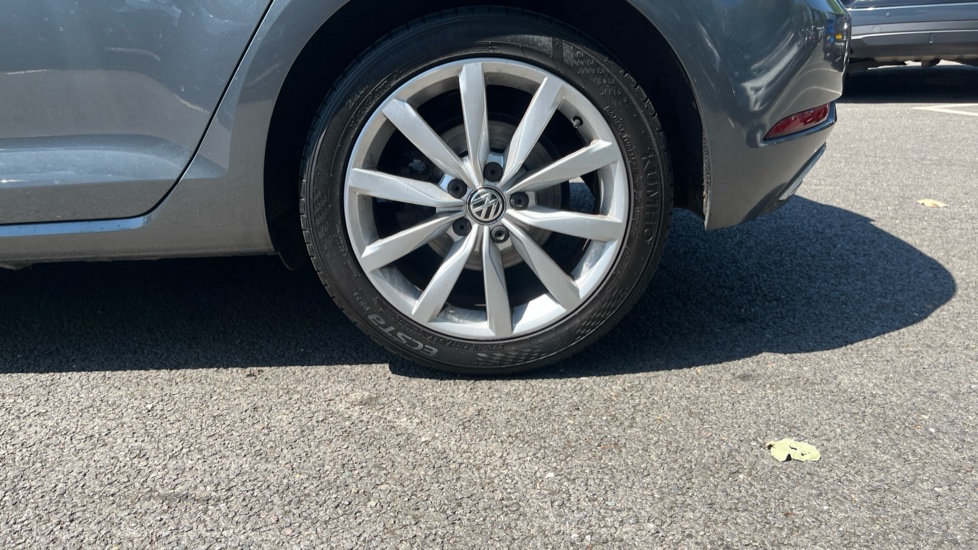 Volkswagen Golf 1.5 TSI EVO 150 GT 5dr Petrol Hatchback - Image 43