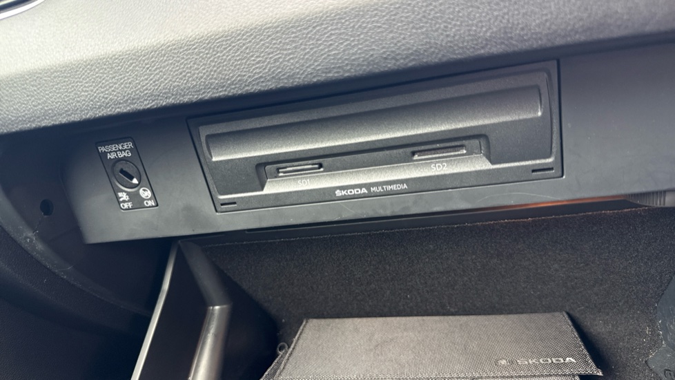 Skoda Octavia 1.4 TSI 150 SE L 5dr Petrol Hatchback - Image 34