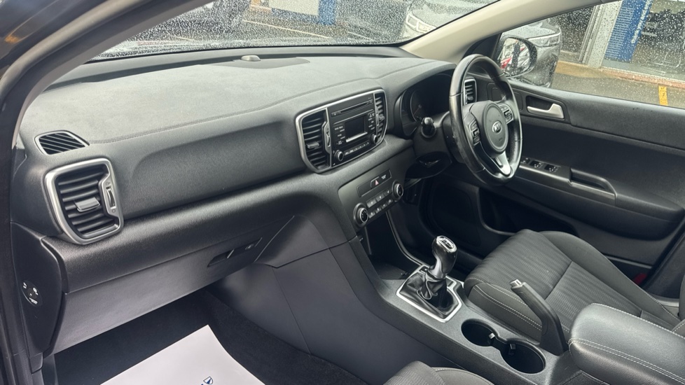 Kia Sportage 1.7 CRDi ISG 1 5dr Diesel Estate - Image 9