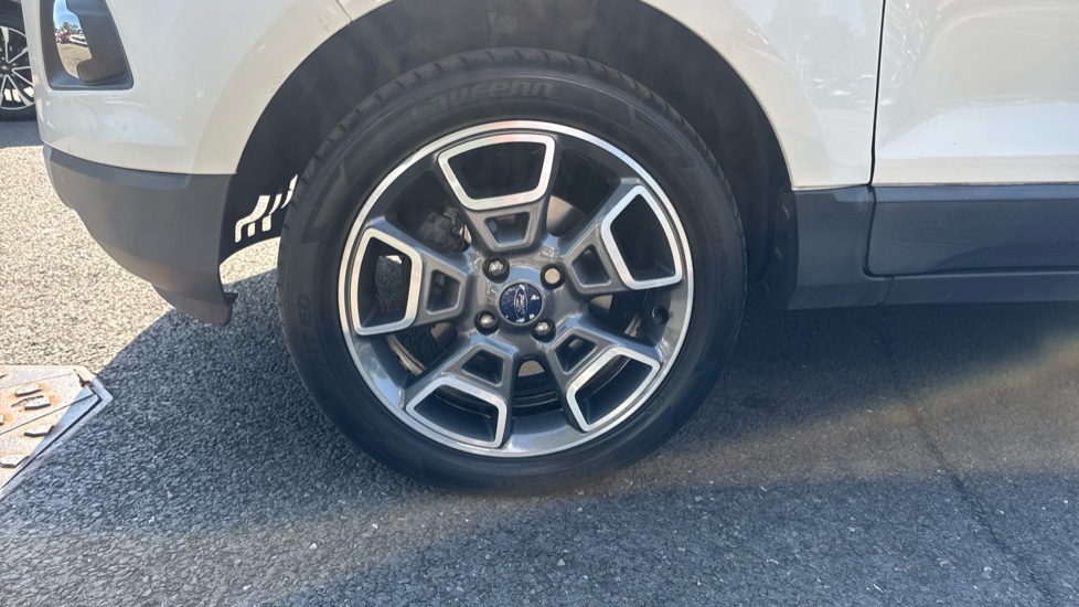 Ford EcoSport 1.0 EcoBoost Titanium 5dr Petrol Hatchback - Image 22