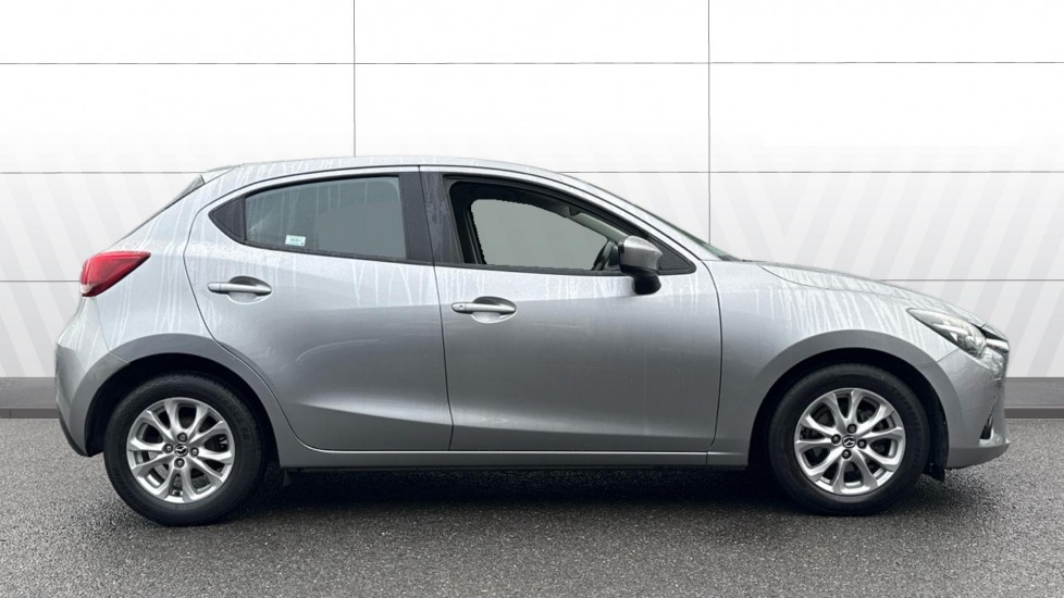 Mazda 2 1.5 SE-L Nav 5dr Petrol Hatchback - Image 5