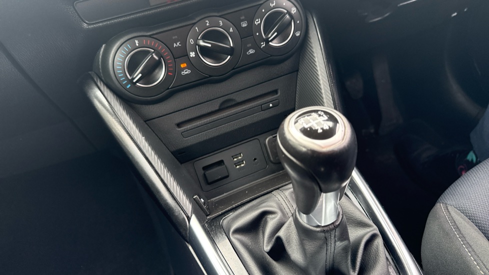 Mazda 2 1.5 SE-L Nav 5dr Petrol Hatchback - Image 13