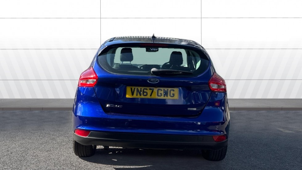 Ford Focus 1.0 EcoBoost 125 Titanium 5dr Auto Petrol Hatchback - Image 6