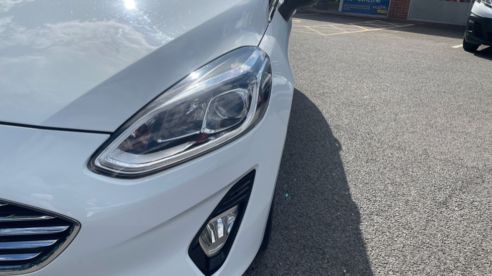 Ford Fiesta 1.0 EcoBoost Zetec 5dr Petrol Hatchback - Image 21
