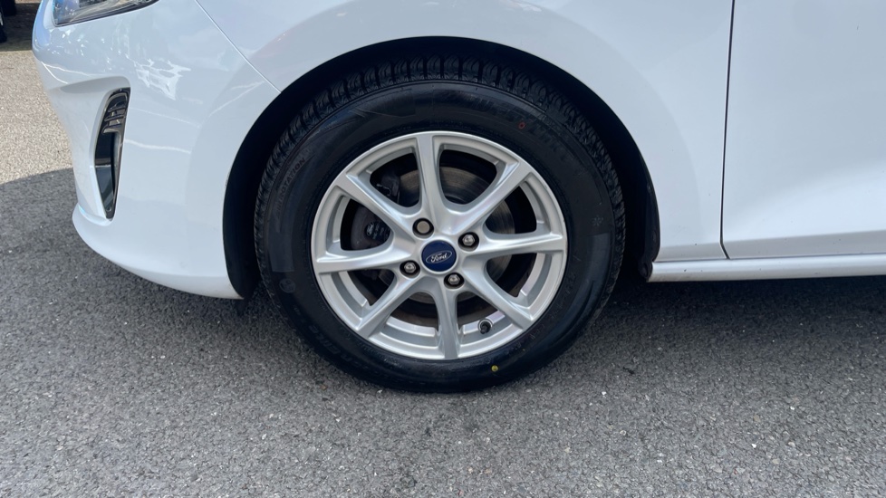 Ford Fiesta 1.0 EcoBoost Zetec 5dr Petrol Hatchback - Image 23
