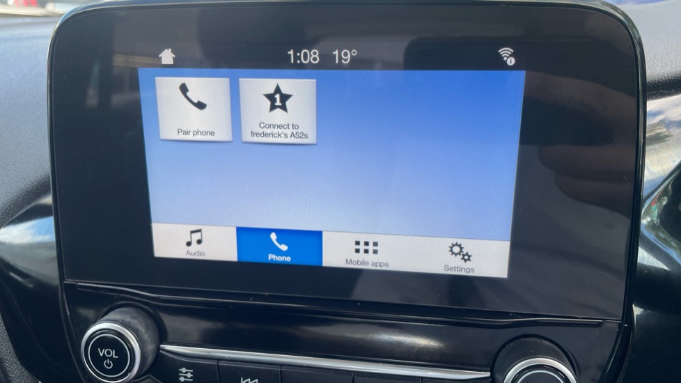 Ford Fiesta 1.0 EcoBoost Zetec 5dr Petrol Hatchback - Image 36