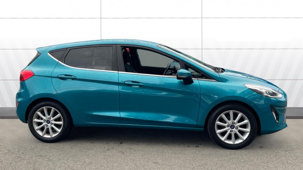 Ford Fiesta 1.0 EcoBoost 125 Titanium 5dr Petrol Hatchback - Image 5