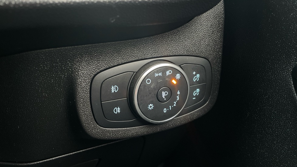 Ford Fiesta 1.0 EcoBoost 125 Titanium 5dr Petrol Hatchback - Image 33