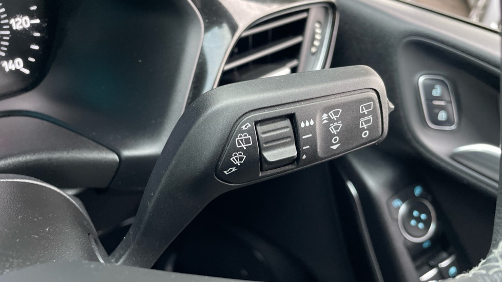 Ford Fiesta 1.0 EcoBoost 125 Titanium 5dr Petrol Hatchback - Image 36