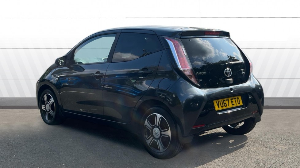 Toyota Aygo 1.0 VVT-i X-Clusiv 3 5dr Petrol Hatchback - Image 2