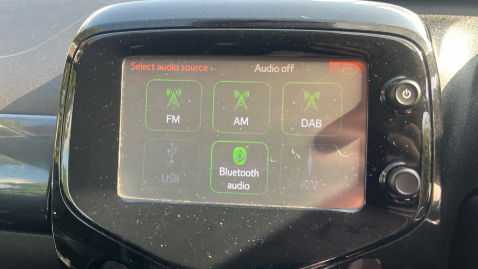 Toyota Aygo 1.0 VVT-i X-Clusiv 3 5dr Petrol Hatchback - Image 31