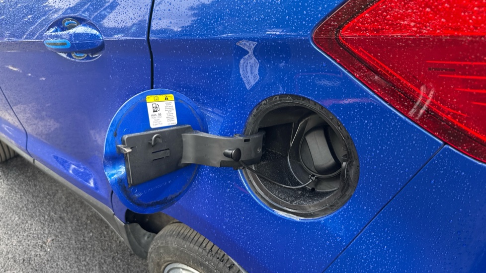Ford EcoSport 1.0 EcoBoost Titanium 5dr Petrol Hatchback - Image 25