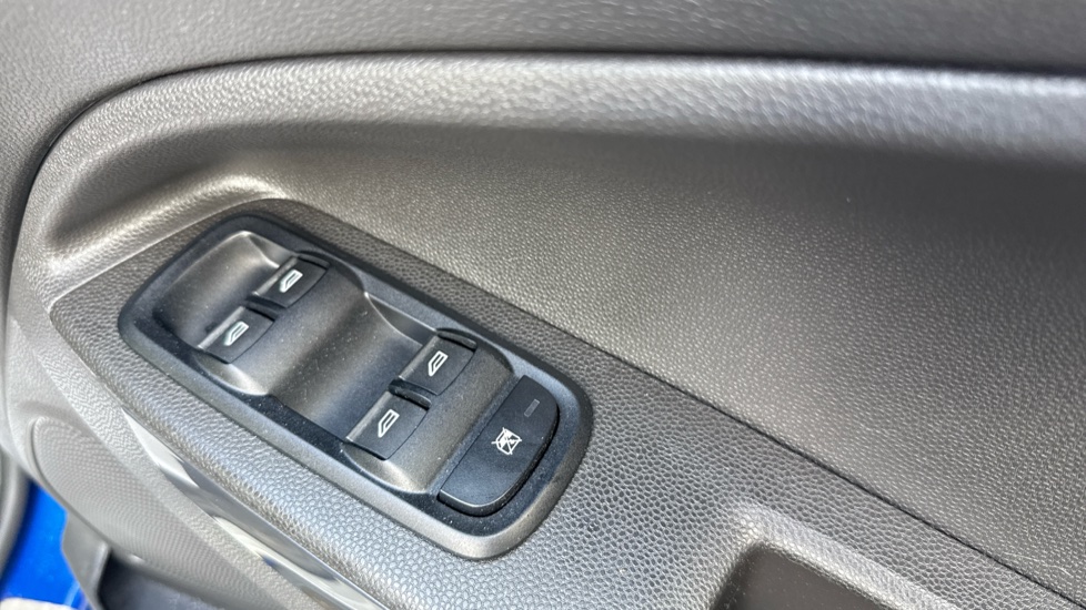 Ford EcoSport 1.0 EcoBoost Titanium 5dr Petrol Hatchback - Image 30
