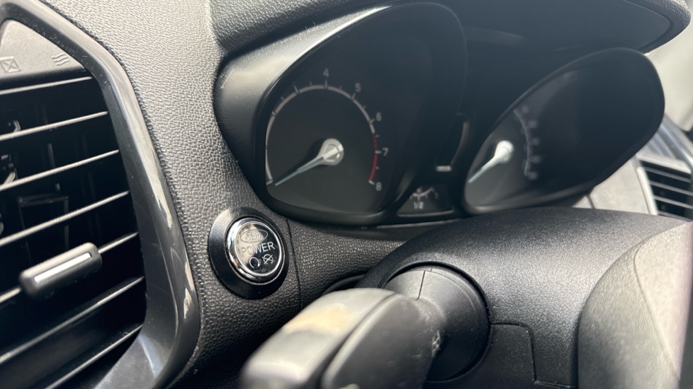 Ford EcoSport 1.0 EcoBoost Titanium 5dr Petrol Hatchback - Image 36