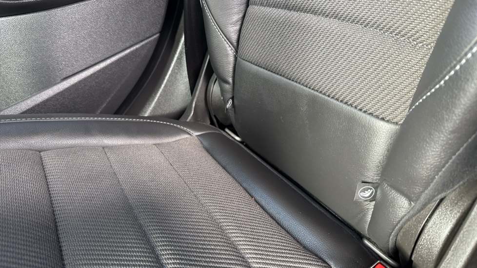 Ford Kuga 2.0 TDCi 150 Titanium 5dr 2WD Diesel Estate - Image 25