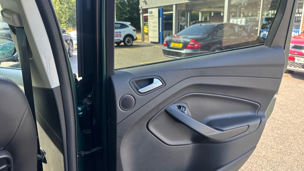 Ford Kuga 1.5 EcoBoost 182 Titanium X 5dr Auto Petrol Estate - Image 43