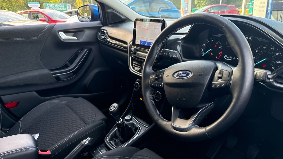 Ford Puma 1.0 EcoBoost Hybrid mHEV Titanium First Ed 5dr Petrol Hatchback - Image 11