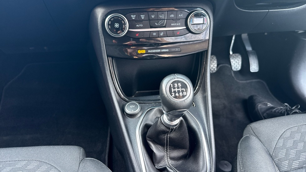 Ford Puma 1.0 EcoBoost Hybrid mHEV Titanium First Ed 5dr Petrol Hatchback - Image 13