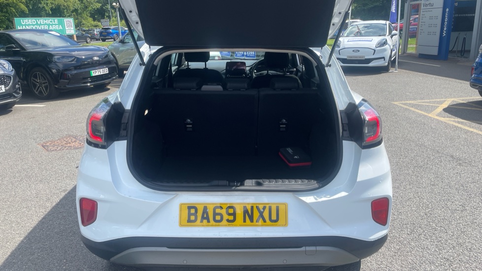 Ford Puma 1.0 EcoBoost Hybrid mHEV Titanium First Ed 5dr Petrol Hatchback - Image 4