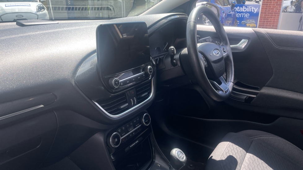 Ford Puma 1.0 EcoBoost Hybrid mHEV Titanium First Ed 5dr Petrol Hatchback - Image 9