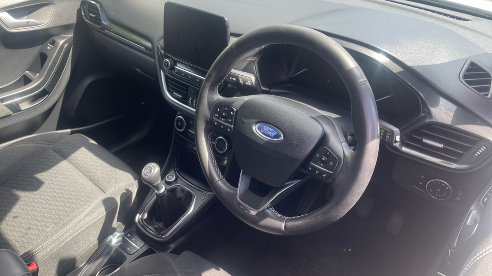 Ford Puma 1.0 EcoBoost Hybrid mHEV Titanium First Ed 5dr Petrol Hatchback - Image 11