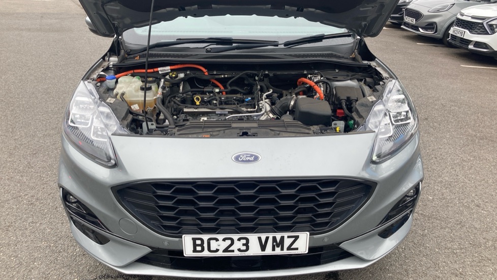 Ford Kuga 2.5 FHEV ST-Line X Edition 5dr CVT Hybrid Estate - Image 8