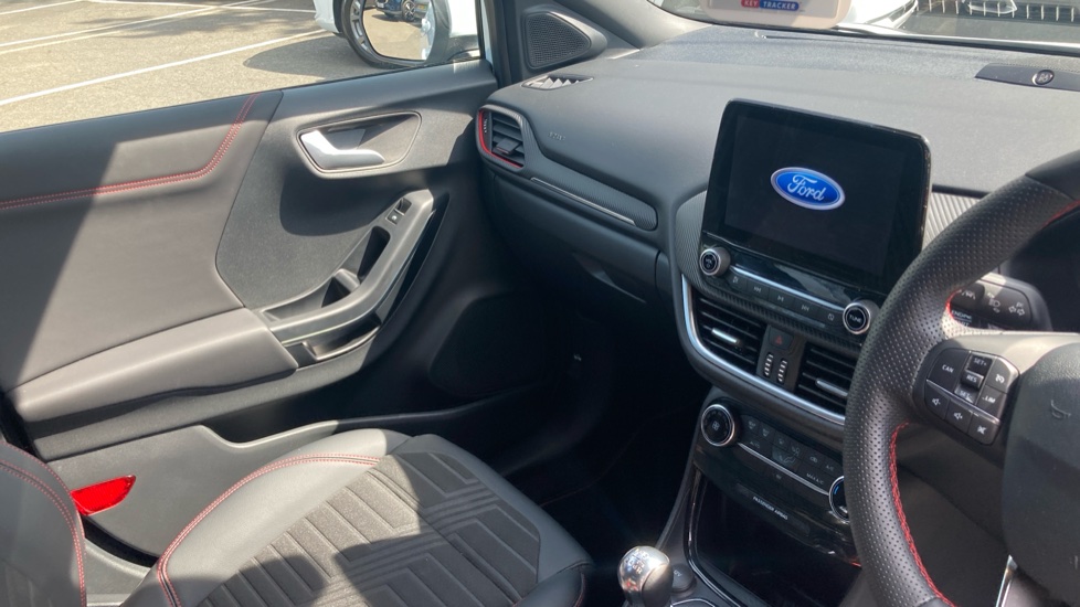 Ford Puma 1.0 EcoBoost Hybrid mHEV 155 ST-Line X 5dr Petrol Hatchback - Image 14
