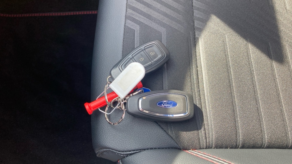 Ford Puma 1.0 EcoBoost Hybrid mHEV 155 ST-Line X 5dr Petrol Hatchback - Image 20
