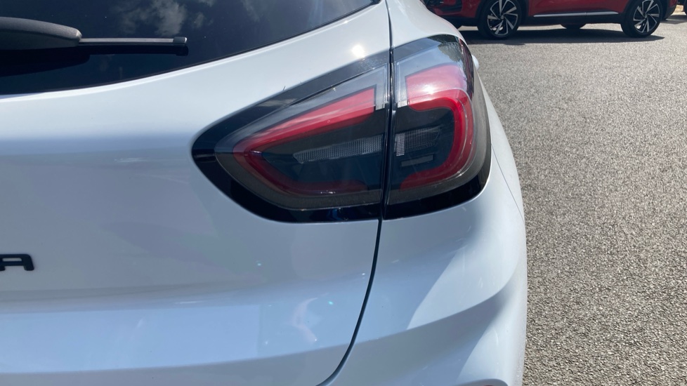 Ford Puma 1.0 EcoBoost Hybrid mHEV 155 ST-Line X 5dr Petrol Hatchback - Image 23