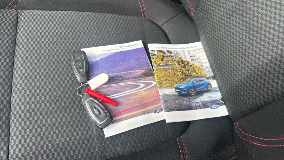 Ford Puma 1.0 EcoBoost Hybrid mHEV ST-Line 5dr Petrol Hatchback - Image 19