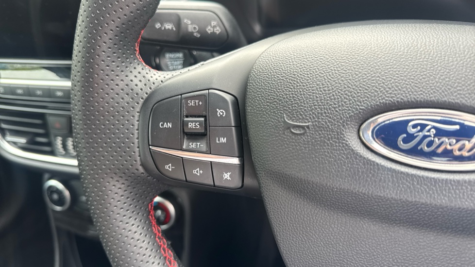 Ford Puma 1.0 EcoBoost Hybrid mHEV ST-Line 5dr Petrol Hatchback - Image 30