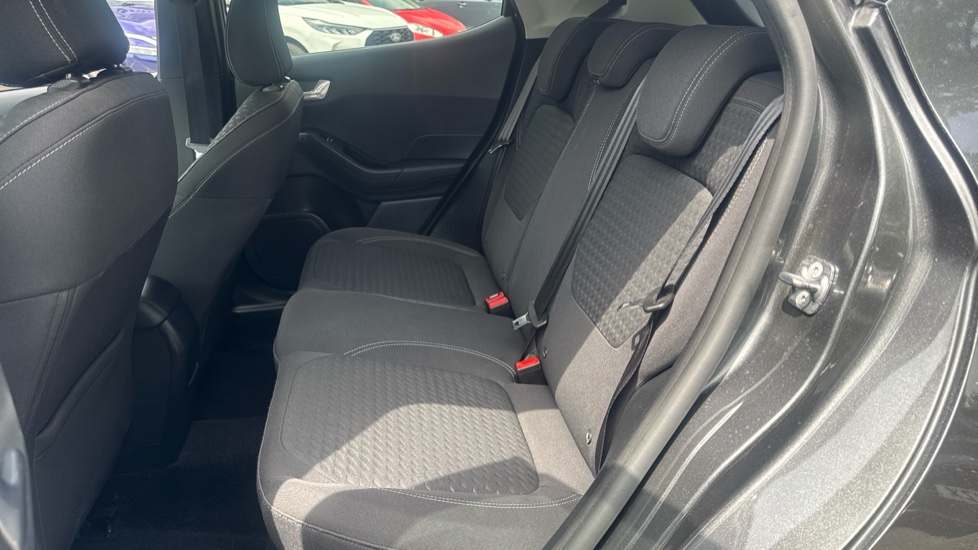 Ford Fiesta 1.0 EcoBoost 95 Titanium 5dr Petrol Hatchback - Image 16