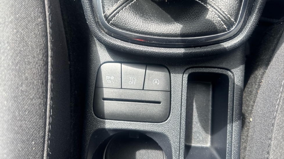 Ford Fiesta 1.0 EcoBoost 95 Titanium 5dr Petrol Hatchback - Image 32
