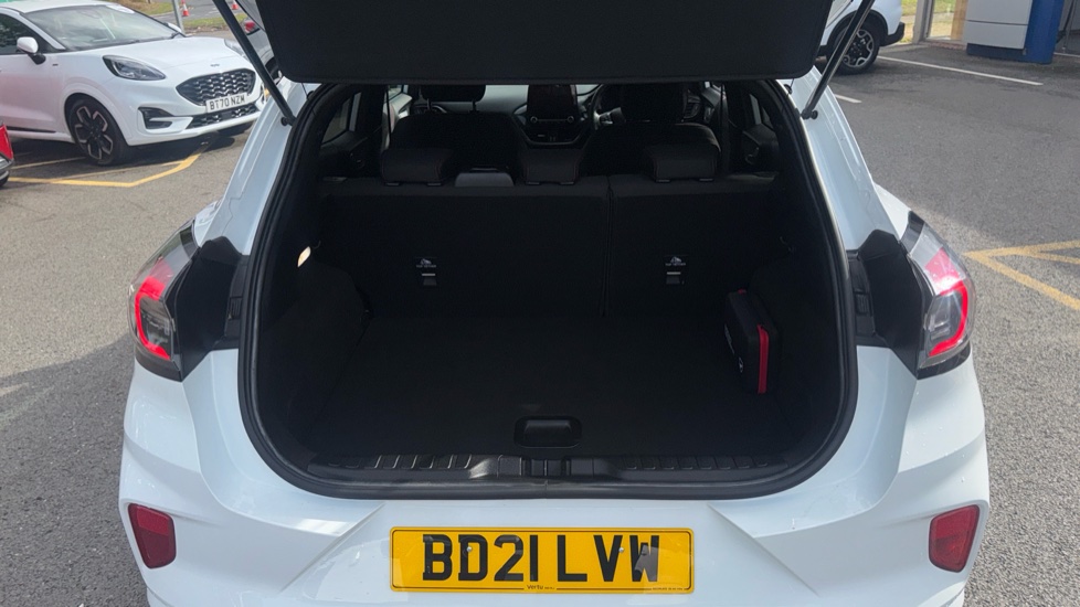 Ford Puma 1.0 EcoBoost Hybrid mHEV ST-Line 5dr Petrol Hatchback - Image 4