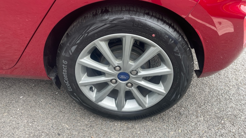 Ford Fiesta 1.0 EcoBoost 95 Titanium 5dr Petrol Hatchback - Image 31