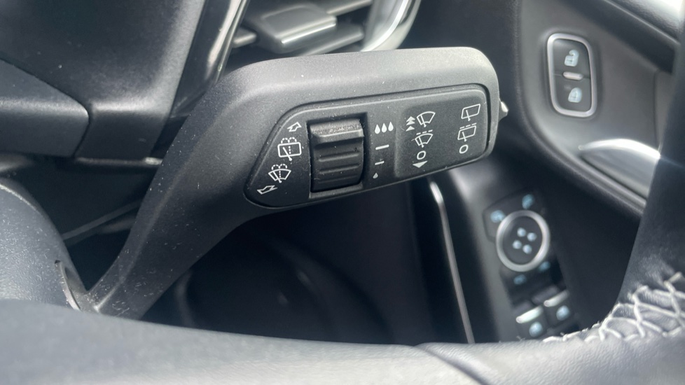 Ford Fiesta 1.0 EcoBoost 95 Titanium 5dr Petrol Hatchback - Image 37