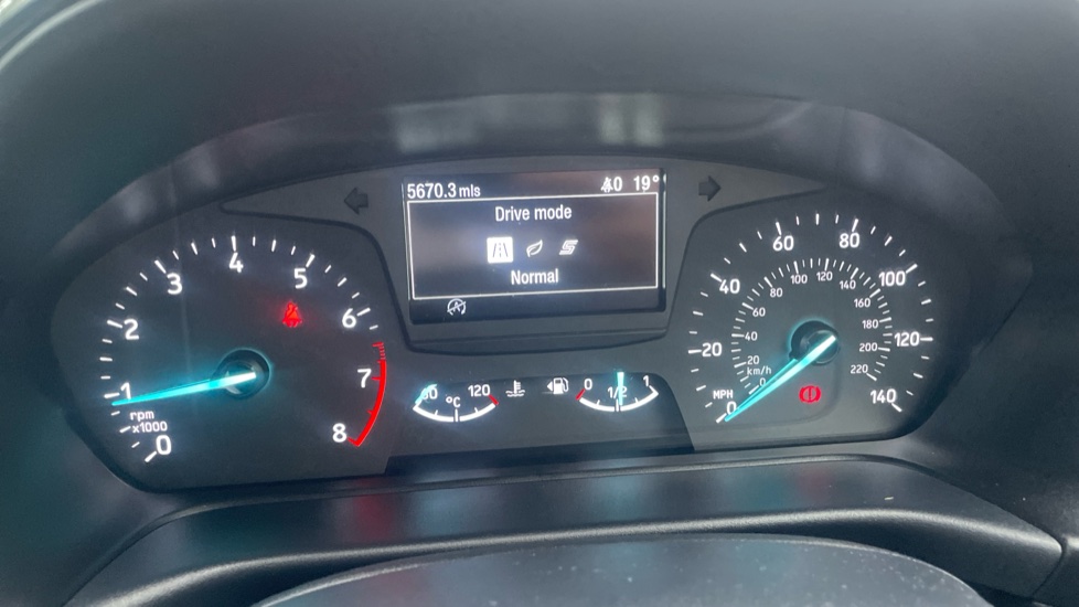 Ford Fiesta 1.0 EcoBoost 95 Titanium 5dr Petrol Hatchback - Image 45