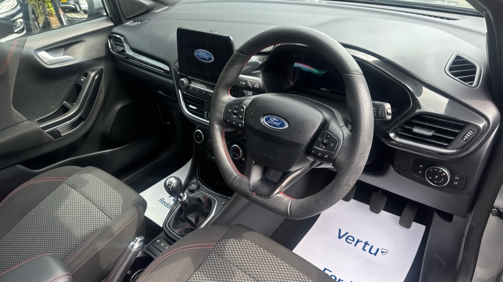 Ford Puma 1.0 EcoBoost Hybrid mHEV ST-Line 5dr Petrol Hatchback - Image 11