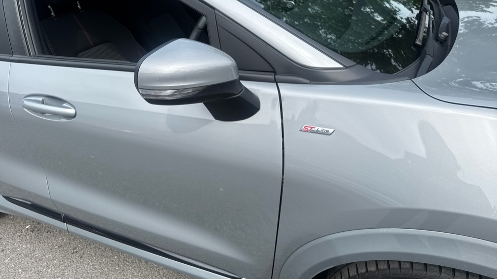 Ford Puma 1.0 EcoBoost Hybrid mHEV ST-Line 5dr Petrol Hatchback - Image 27