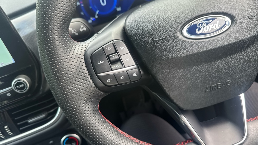 Ford Puma 1.0 EcoBoost Hybrid mHEV ST-Line 5dr Petrol Hatchback - Image 34