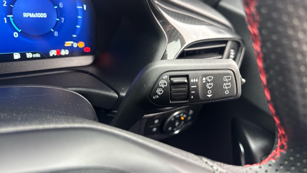 Ford Puma 1.0 EcoBoost Hybrid mHEV ST-Line 5dr Petrol Hatchback - Image 35